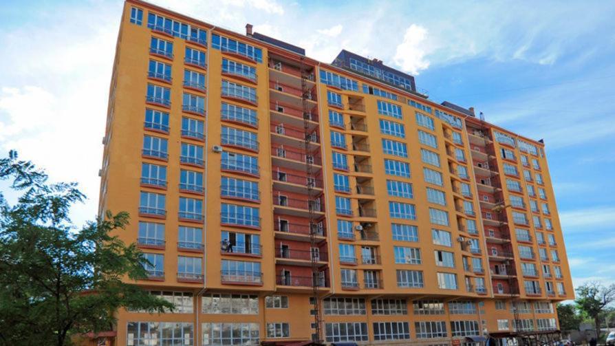 Apartment In The Center! Panoramic Windows! Fireplace! Chisináu Exterior foto